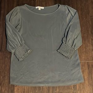 Green Envelope S half sleeve top